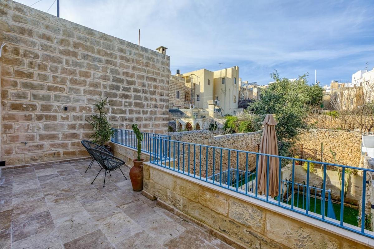 Exclusive 2br Townhouse With Garden *