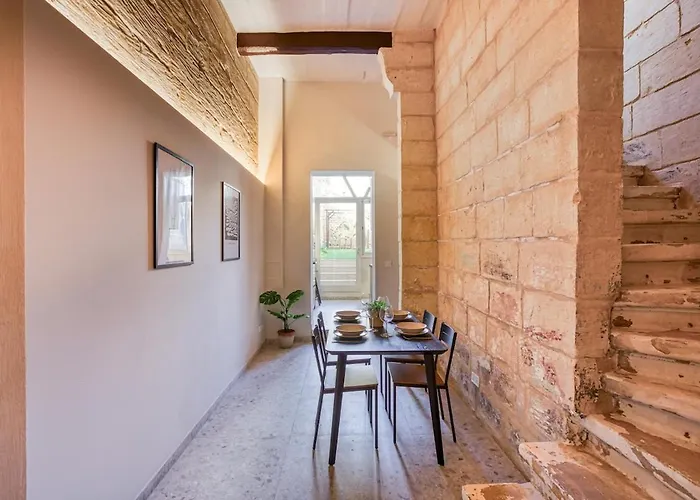 Exclusive 2Br Sliema Townhouse With Garden