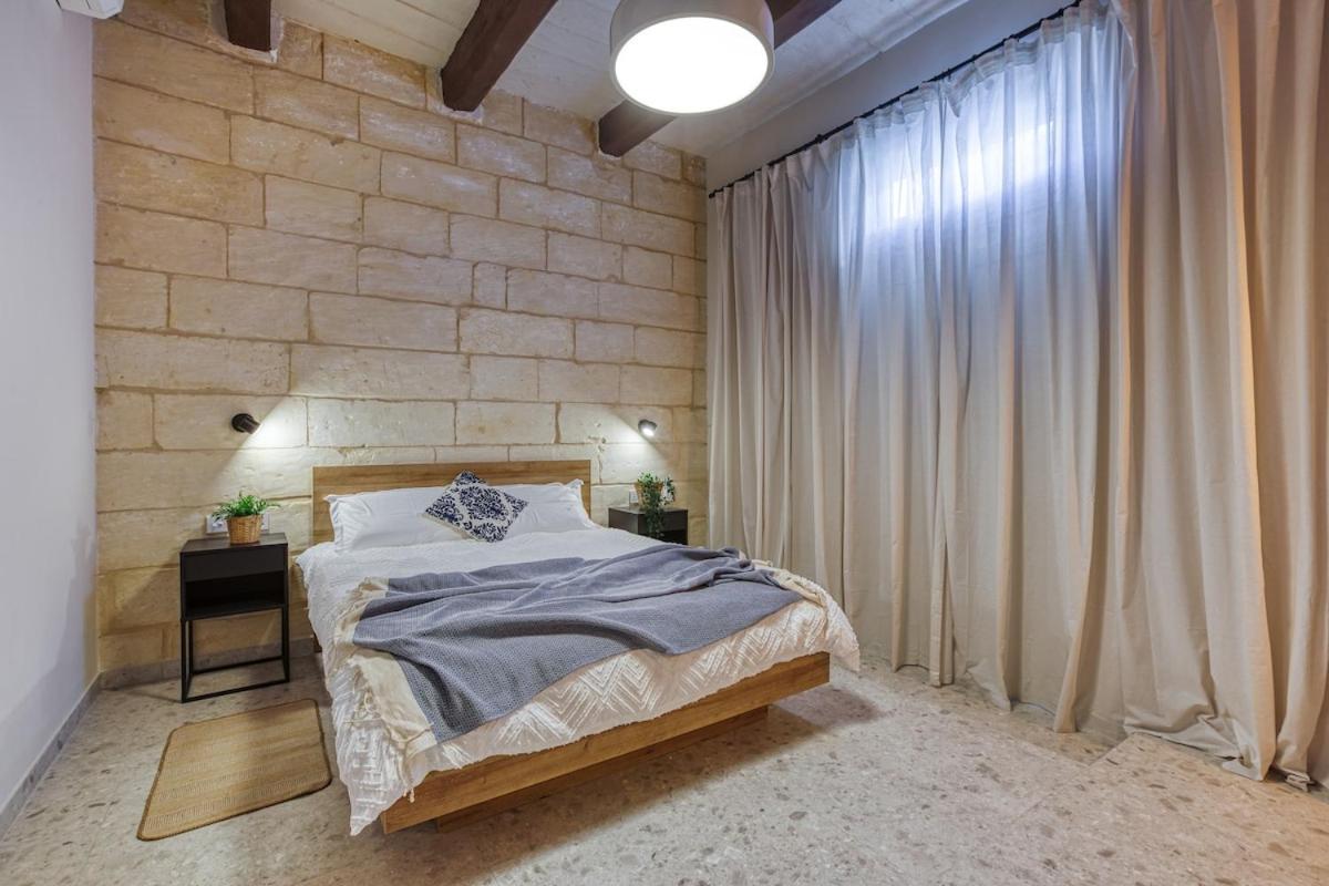Exclusive 2br Townhouse With Garden * Sliema